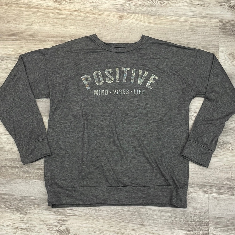 West Coast Love Gray Graphic Sweatshirt Positive Mind Vibes Life in Iridescent